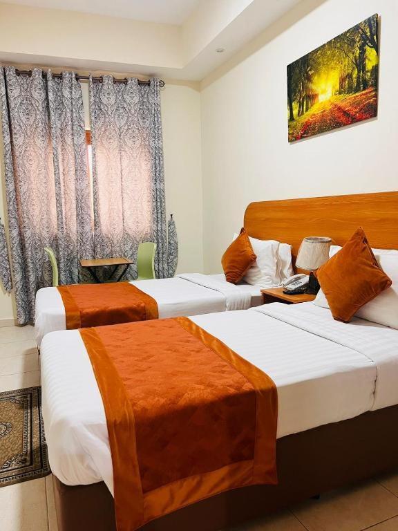 Marhaba Deira Hotel Dubái Exterior foto